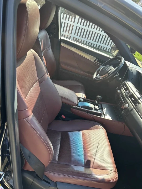 2015 Lexus GS 4th Gen - Image 11 of 16