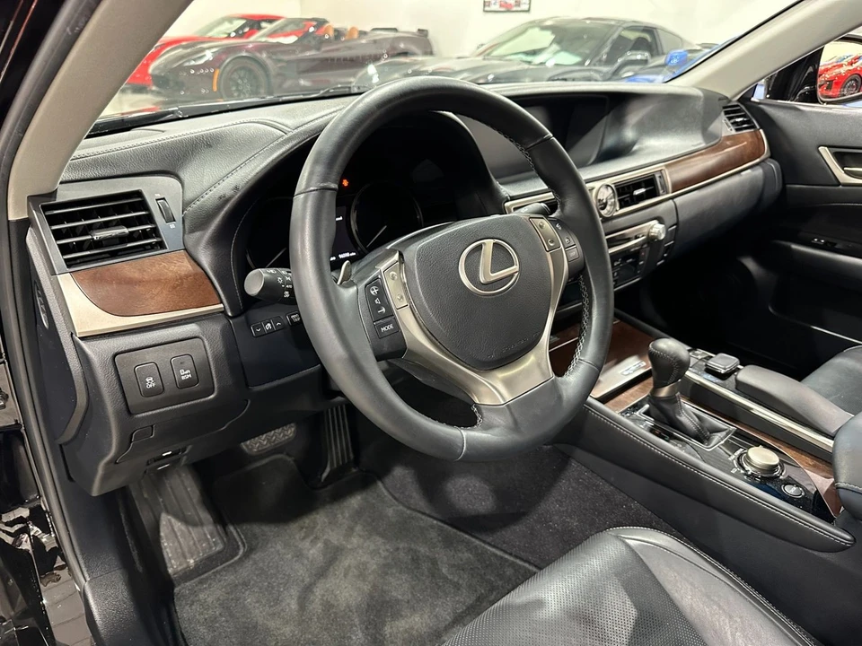 2015 Lexus GS 4th Gen - Image 11 of 11