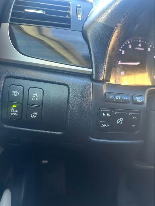 2015 Lexus GS 4th Gen - Image 15 of 18