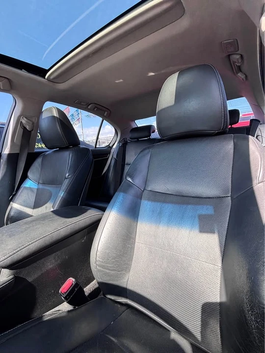 2015 Lexus GS 4th Gen - Image 5 of 6