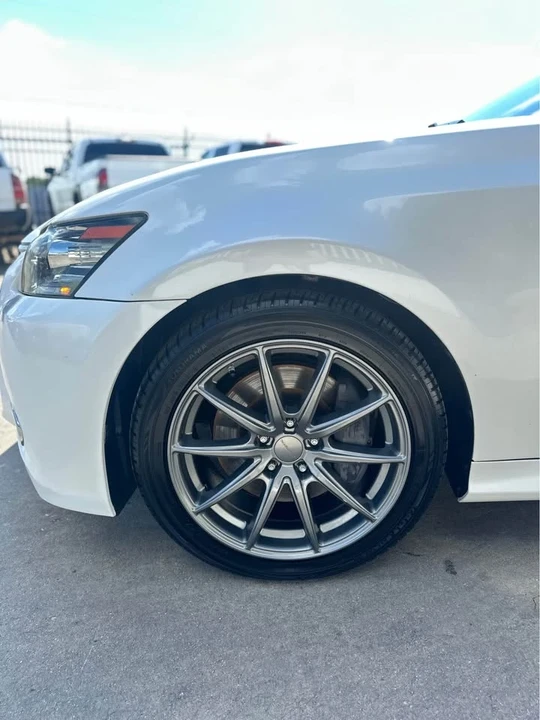 2015 Lexus GS 4th Gen - Image 5 of 13