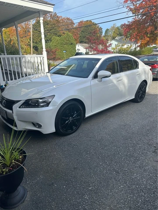 2015 Lexus GS 4th Gen - Image 9 of 9