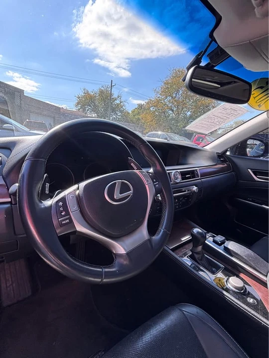 2015 Lexus GS 4th Gen - Image 2 of 6