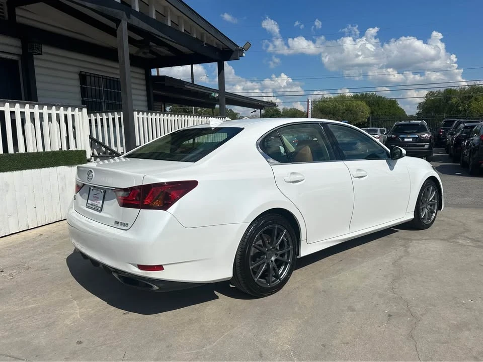 2015 Lexus GS 4th Gen - Image 4 of 13