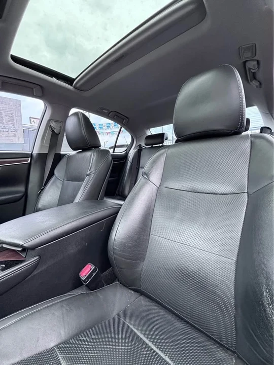 2015 Lexus GS 4th Gen - Image 3 of 5