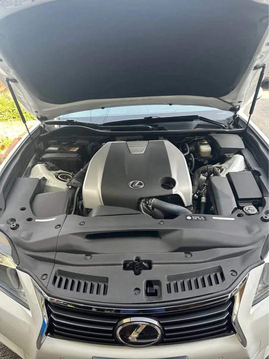 2015 Lexus GS 4th Gen - Image 2 of 9