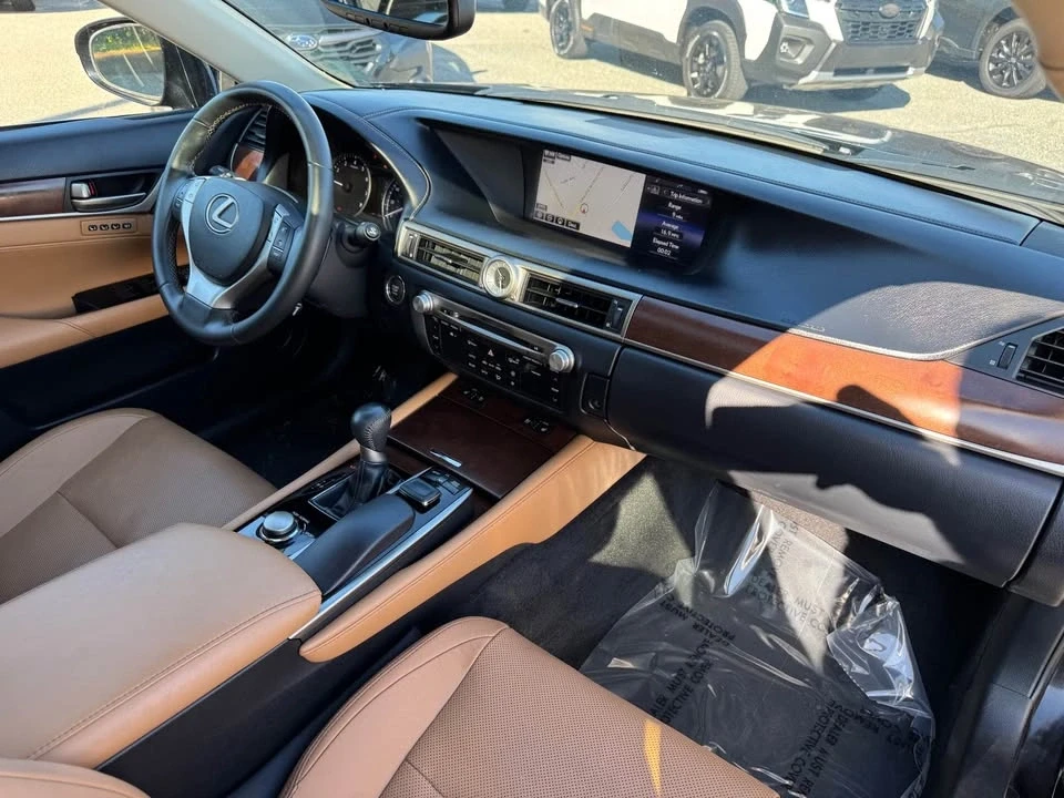 2015 Lexus GS 4th Gen - Image 4 of 11