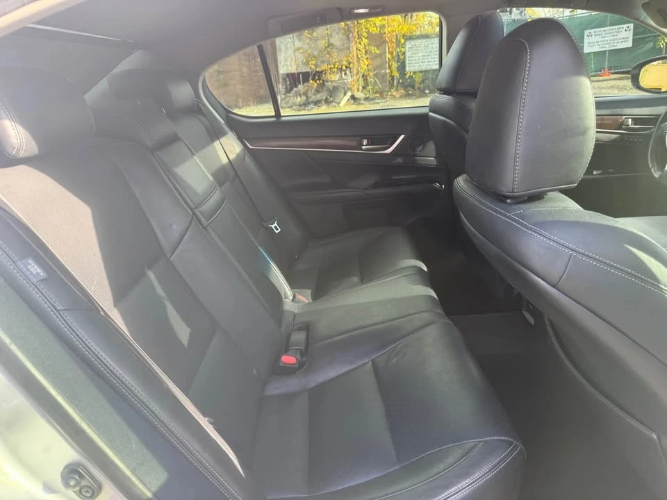 2015 Lexus GS 4th Gen - Image 19 of 19