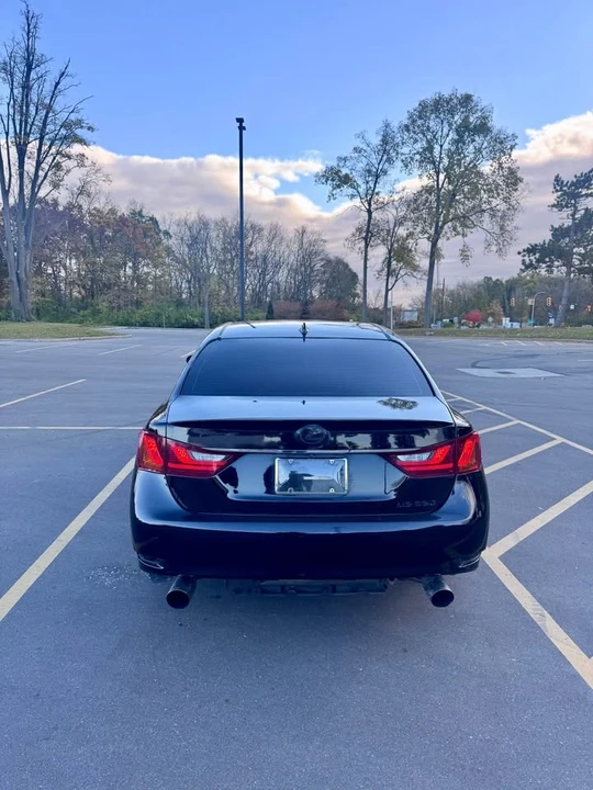 2015 Lexus GS 4th Gen - Image 3 of 9