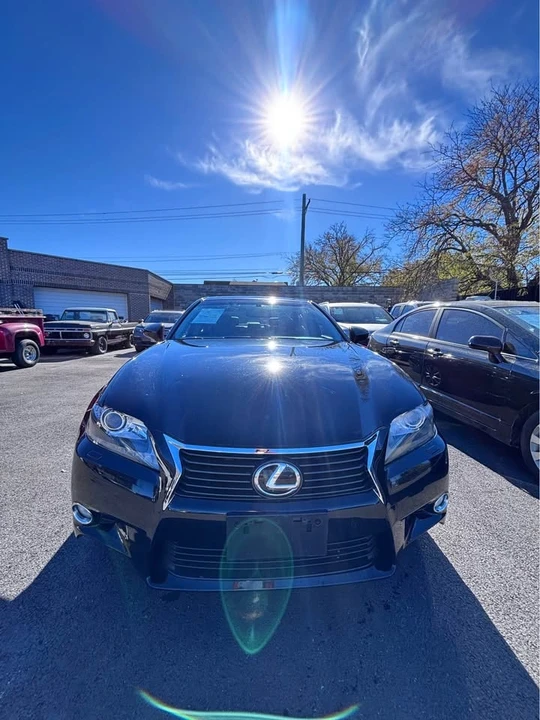 2015 Lexus GS 4th Gen - Image 2 of 7