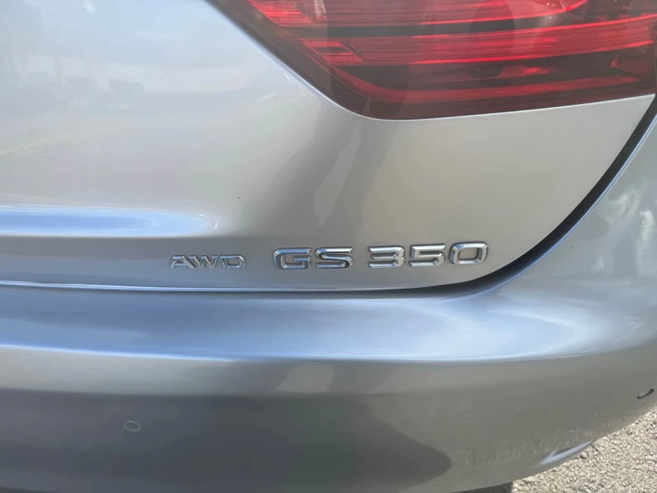 2015 Lexus GS 4th Gen - Image 9 of 19