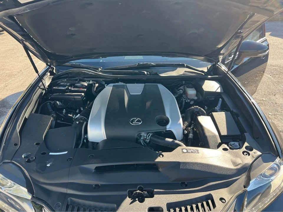 2015 Lexus GS 4th Gen - Image 15 of 18