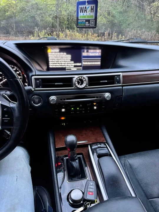 2015 Lexus GS 4th Gen - Image 11 of 14