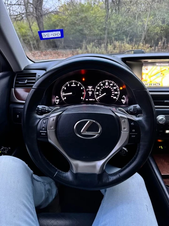 2015 Lexus GS 4th Gen - Image 12 of 14