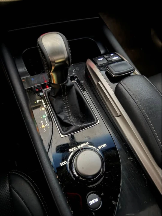 2015 Lexus GS 4th Gen - Image 12 of 14