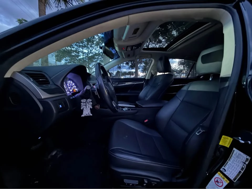 2015 Lexus GS 4th Gen - Image 8 of 14