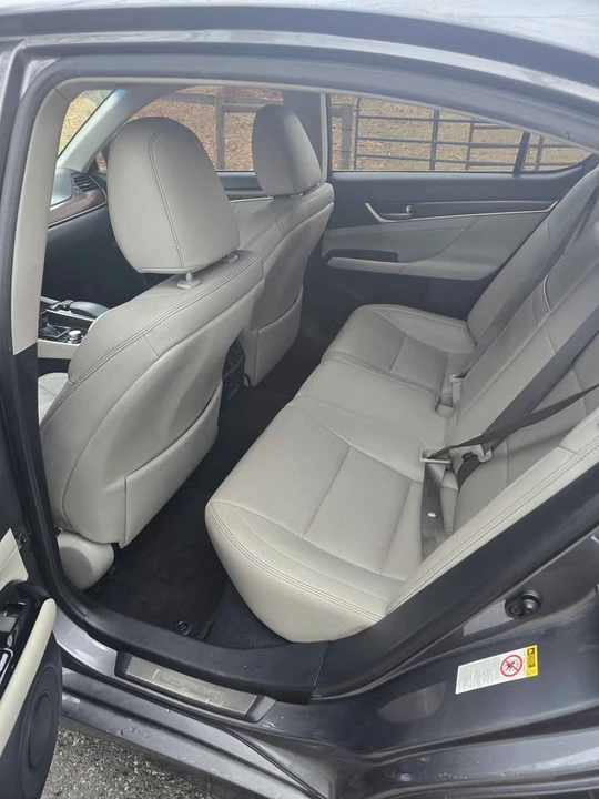 2015 Lexus GS 4th Gen - Image 11 of 14