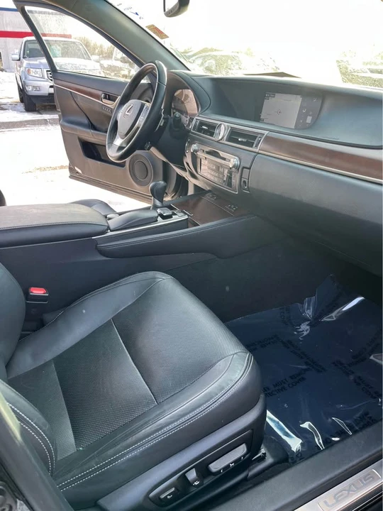 2015 Lexus GS 4th Gen - Image 5 of 9