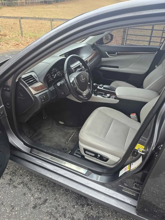 2015 Lexus GS 4th Gen - Image 8 of 14