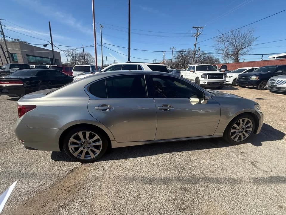 2015 Lexus GS 4th Gen - Image 4 of 5