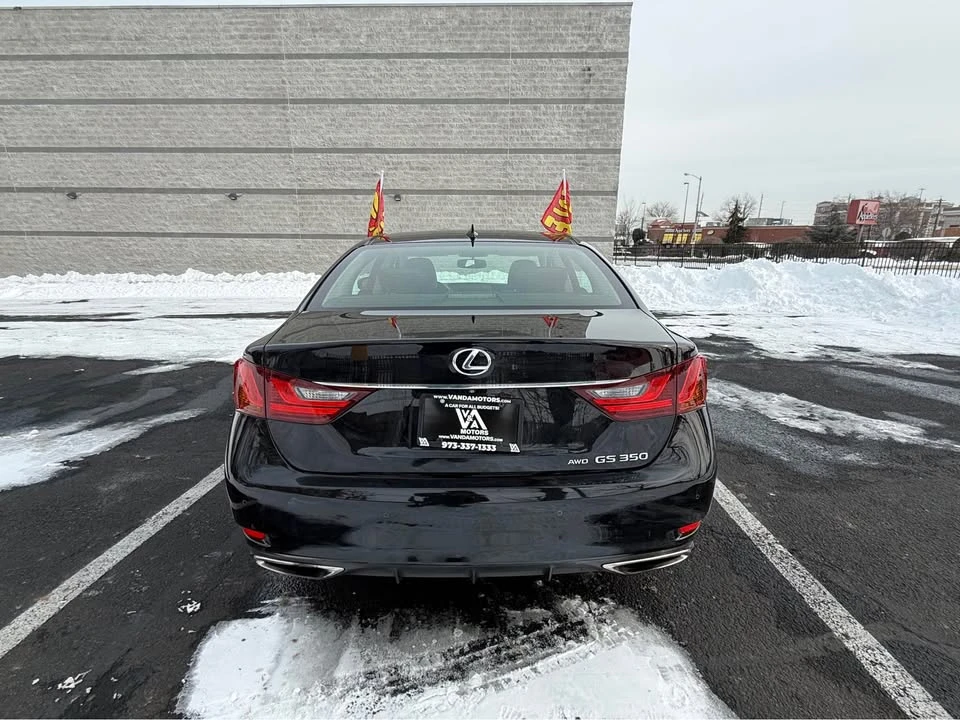 2015 Lexus GS 4th Gen - Image 5 of 19