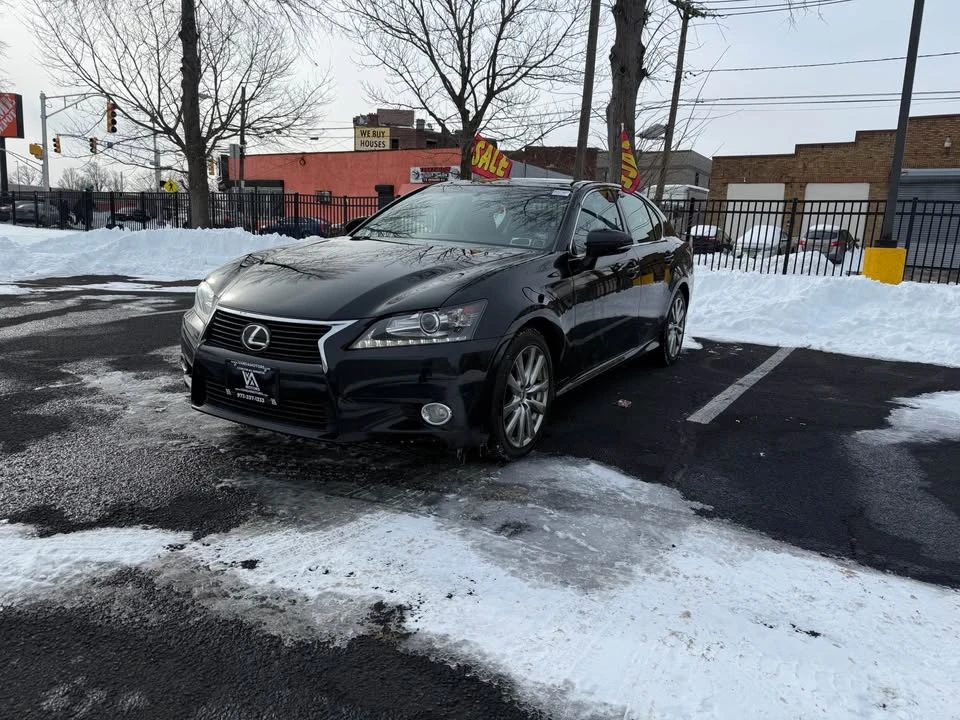 2015 Lexus GS 4th Gen - Image 2 of 18