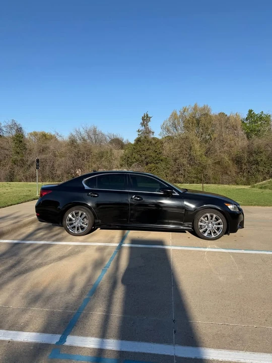 2015 Lexus GS 4th Gen - Image 2 of 18