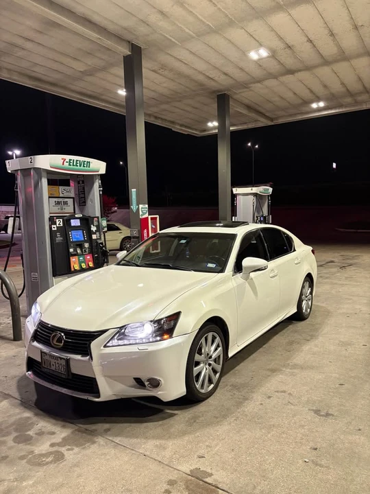 2015 Lexus GS 4th Gen - Image 4 of 9