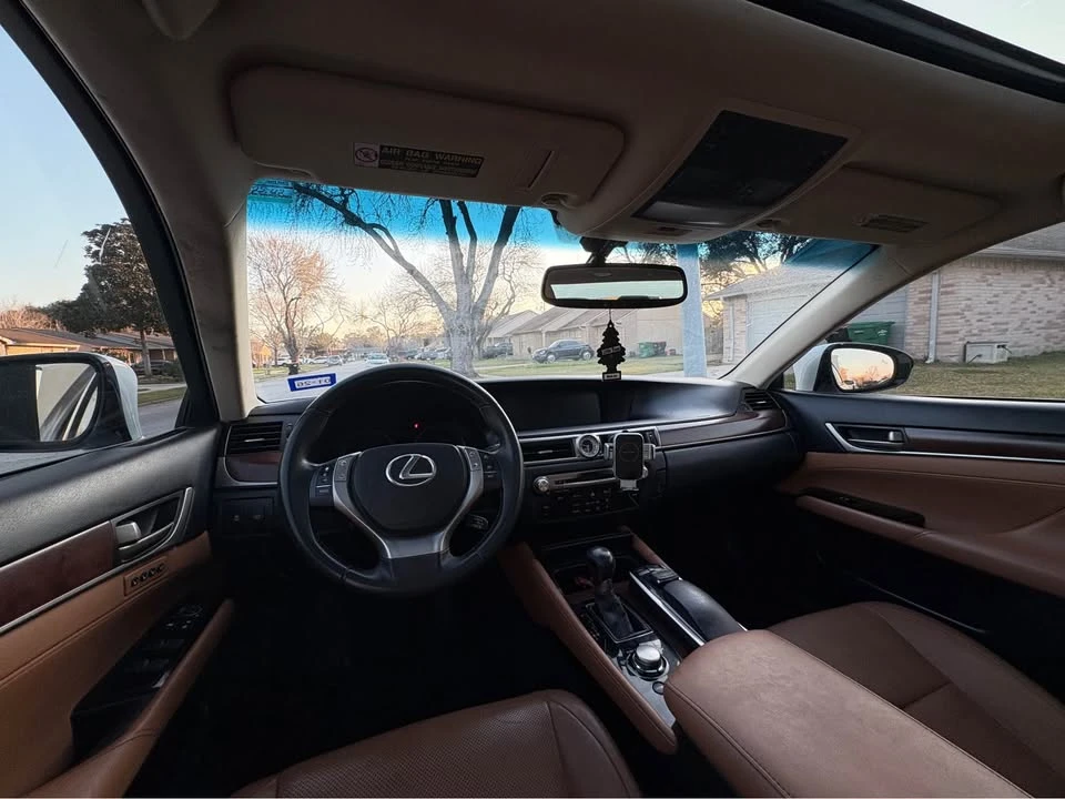 2015 Lexus GS 4th Gen - Image 8 of 9