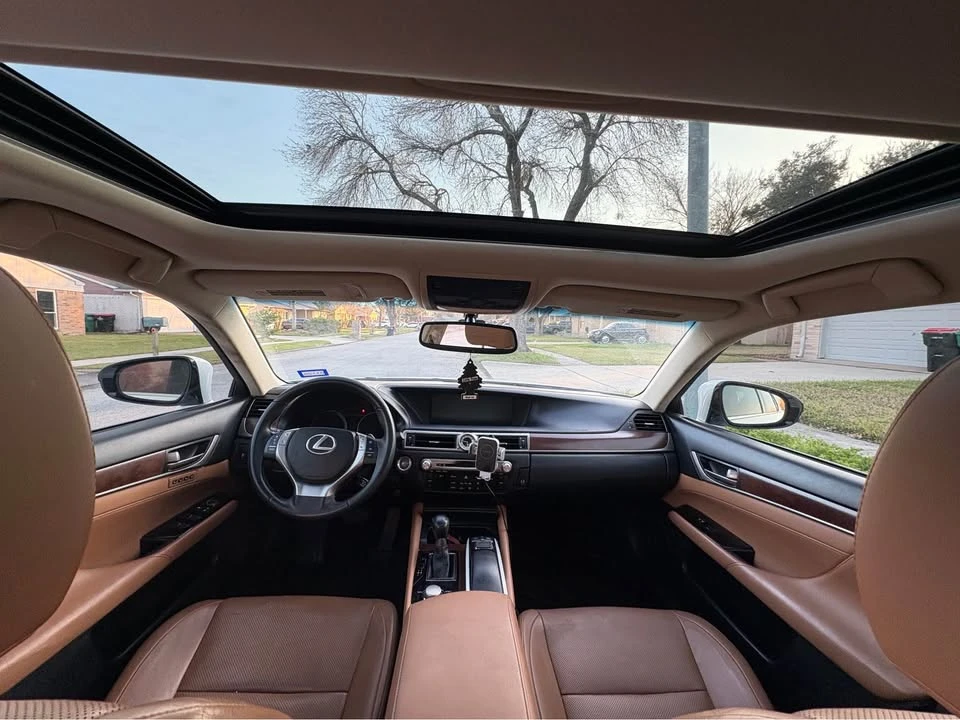 2015 Lexus GS 4th Gen - Image 9 of 9