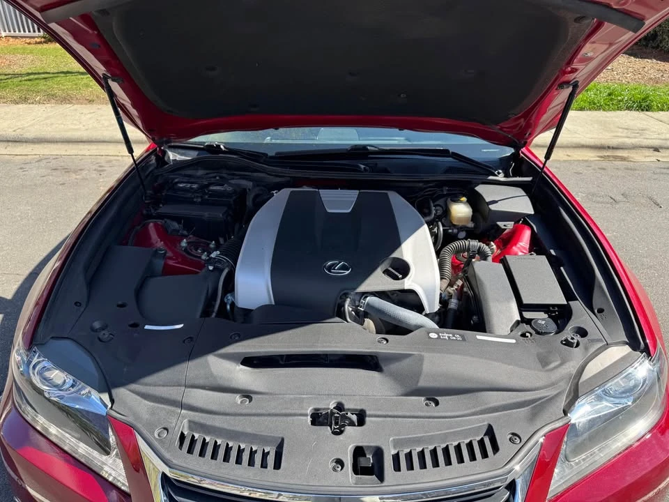 2015 Lexus GS 4th Gen - Image 19 of 19
