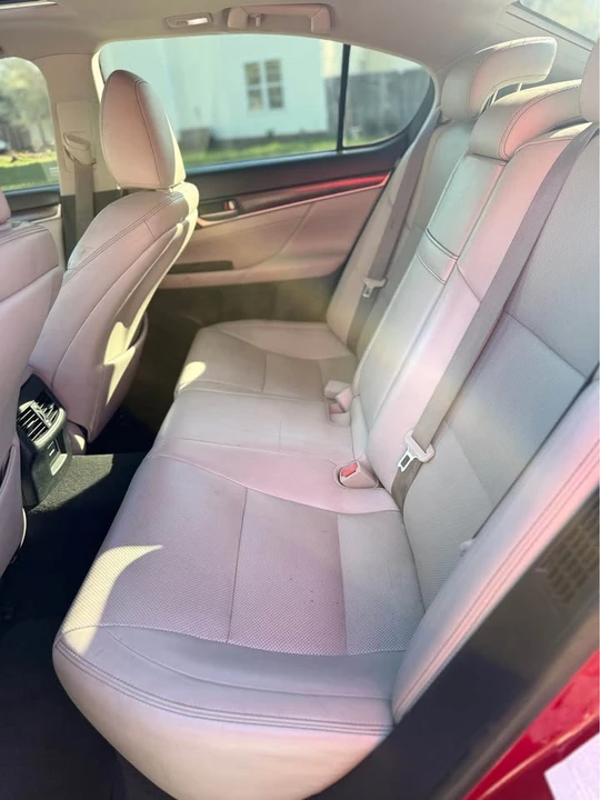 2015 Lexus GS 4th Gen - Image 11 of 17