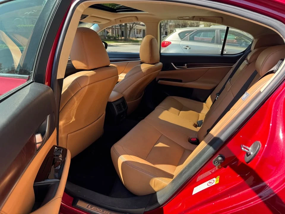 2015 Lexus GS 4th Gen - Image 12 of 19
