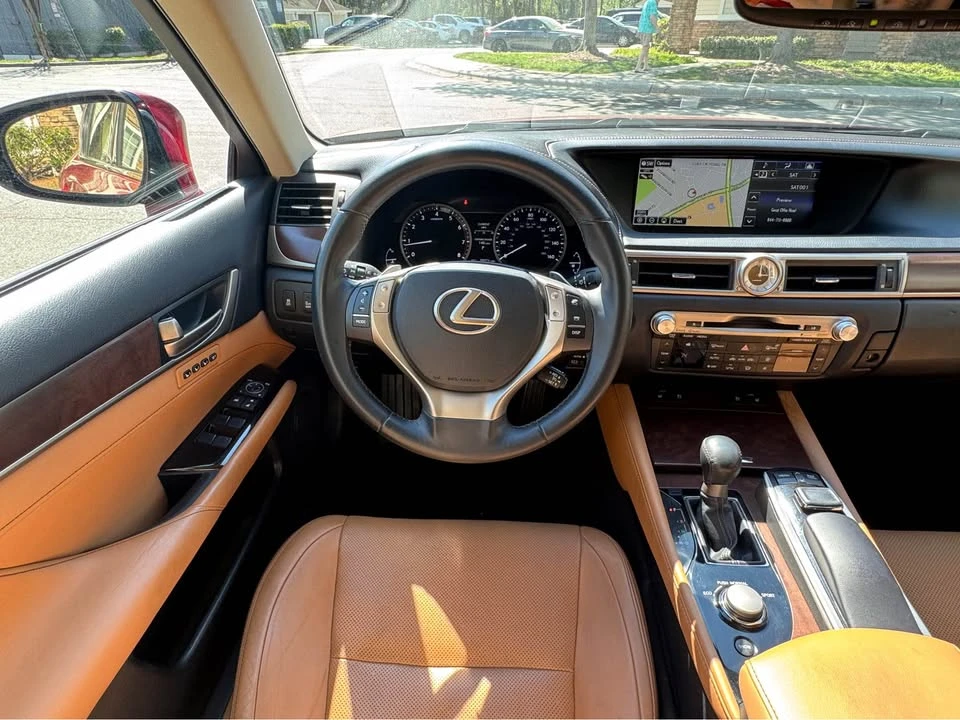2015 Lexus GS 4th Gen - Image 14 of 19