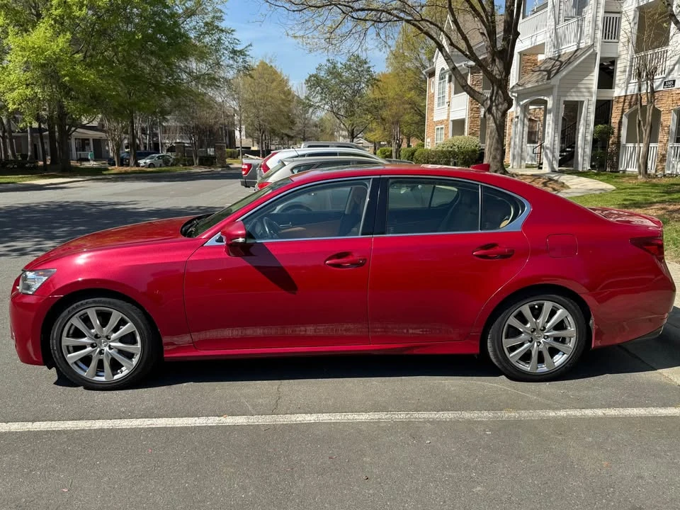 2015 Lexus GS 4th Gen - Image 8 of 19