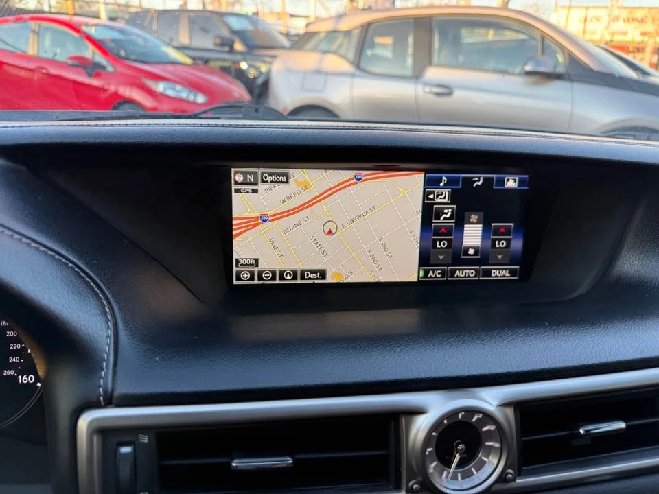 2015 Lexus GS 4th Gen - Image 10 of 19