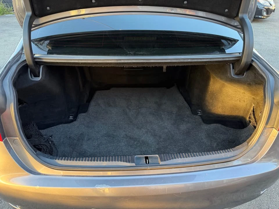 2015 Lexus GS 4th Gen - Image 18 of 19