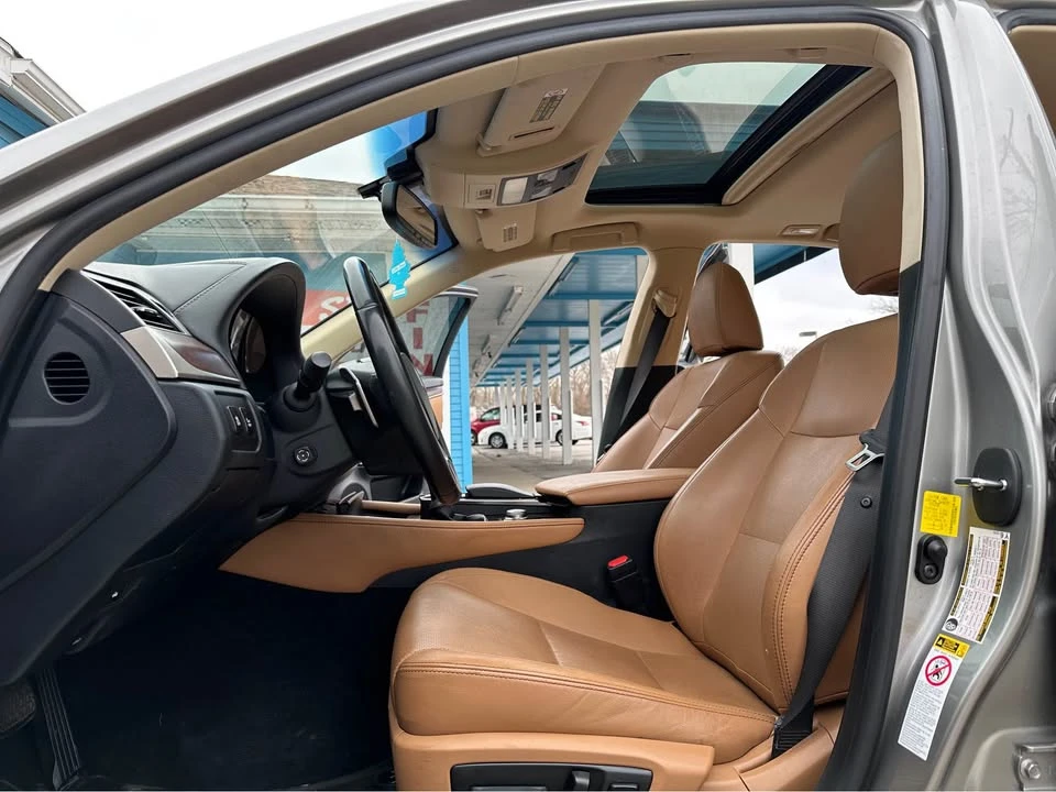 2015 Lexus GS 4th Gen - Image 12 of 20
