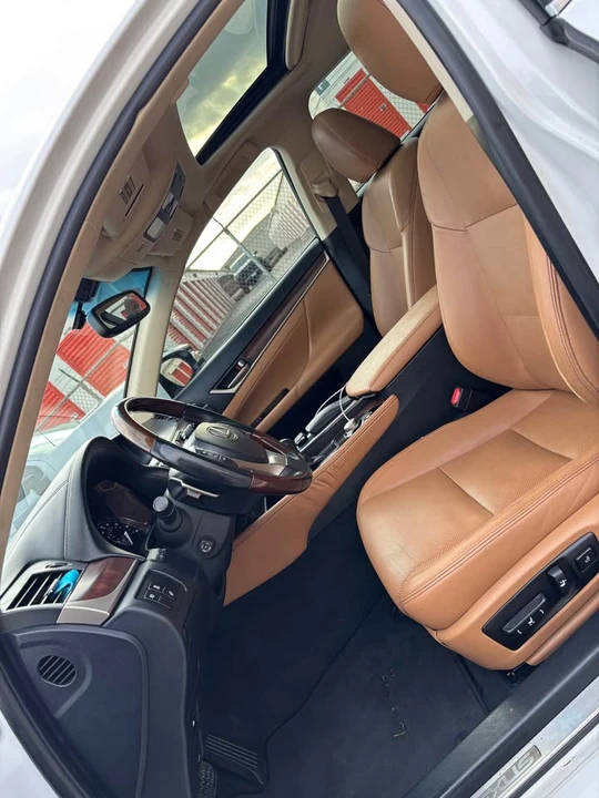 2015 Lexus GS 4th Gen - Image 6 of 19