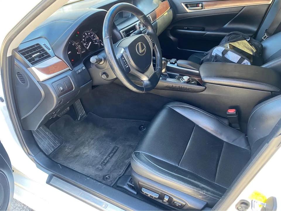 2015 Lexus GS 4th Gen - Image 8 of 17