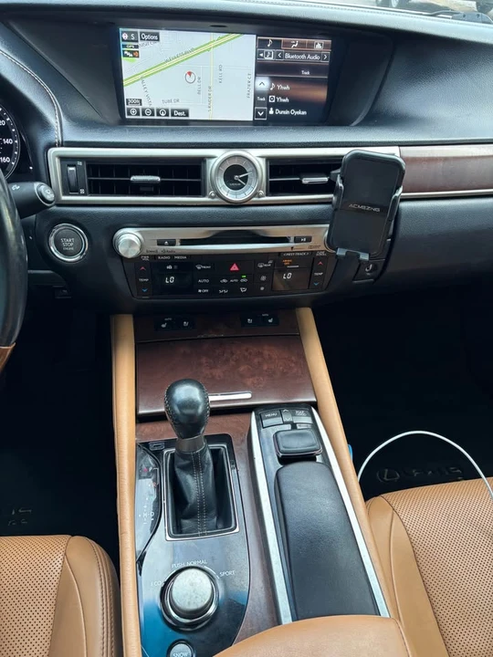 2015 Lexus GS 4th Gen - Image 14 of 19