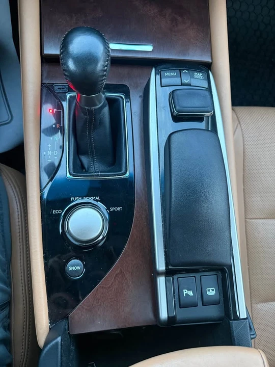 2015 Lexus GS 4th Gen - Image 14 of 18