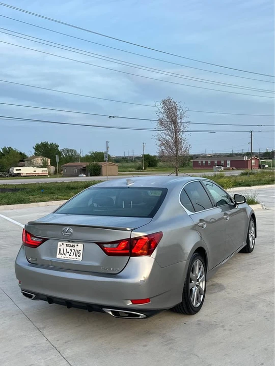 2015 Lexus GS 4th Gen - Image 9 of 20
