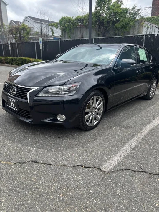 2015 Lexus GS 4th Gen - Image 3 of 15