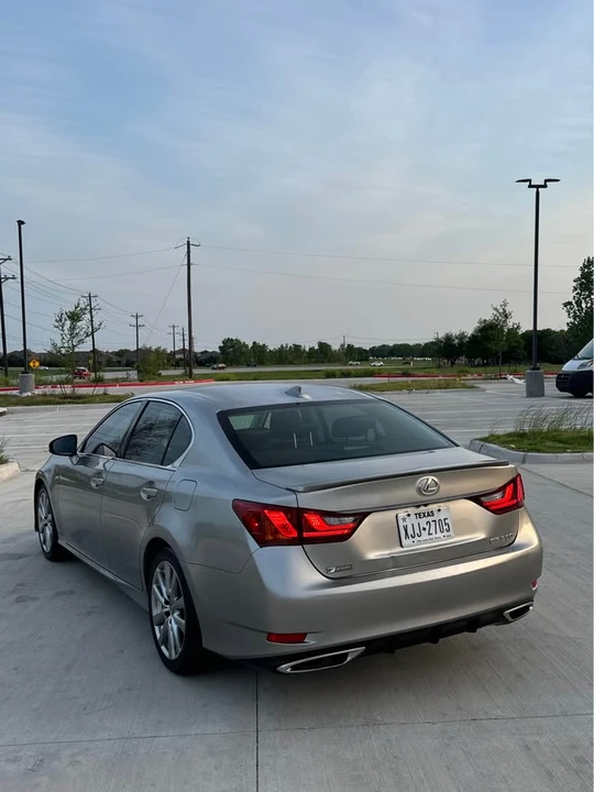 2015 Lexus GS 4th Gen - Image 14 of 20