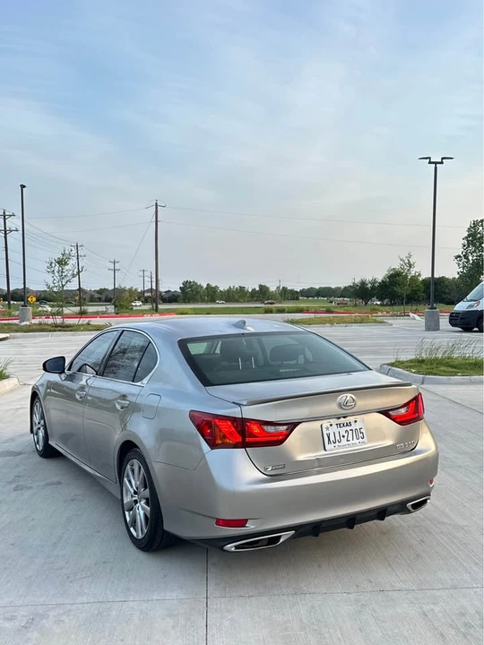 2015 Lexus GS 4th Gen - Image 10 of 20