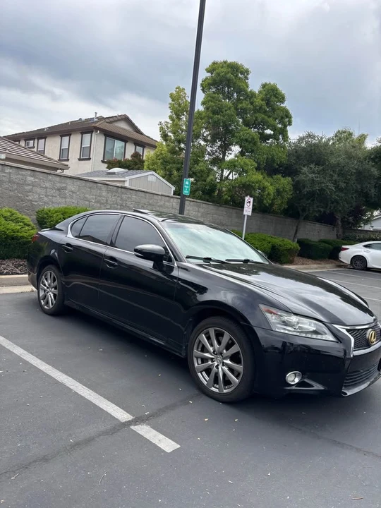 2015 Lexus GS 4th Gen - Image 2 of 8