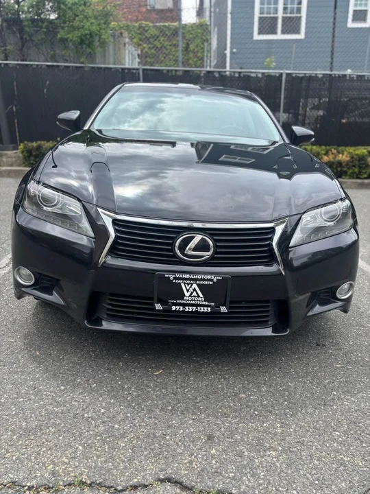 2015 Lexus GS 4th Gen - Image 2 of 15