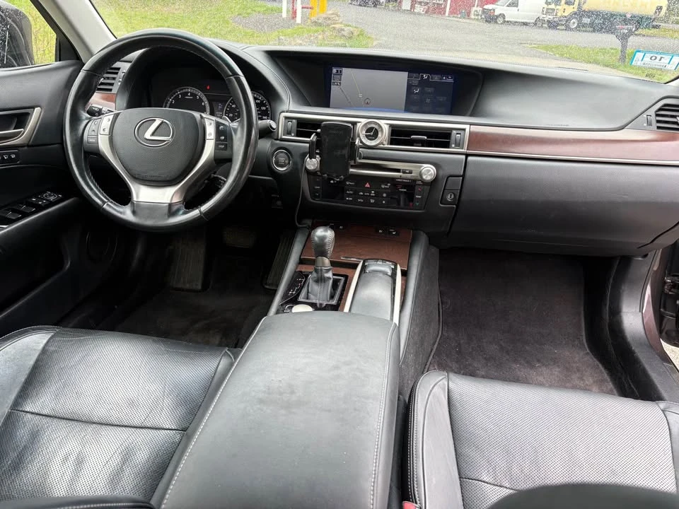 2015 Lexus GS 4th Gen - Image 19 of 19