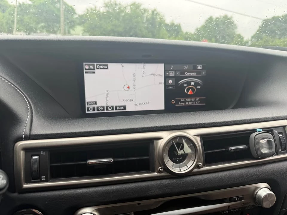 2015 Lexus GS 4th Gen - Image 9 of 10